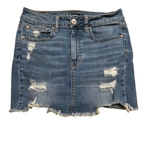 American Eagle High Rise Distressed Mini Jean Skirt.  Size 6